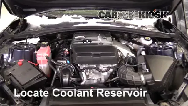 2018 Chevrolet Camaro LT 2.0L 4 Cyl. Turbo Convertible Refrigerante (anticongelante) Agregar refrigerante